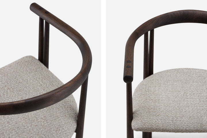 BLACK OILED WALNUT & SAFIRE 004