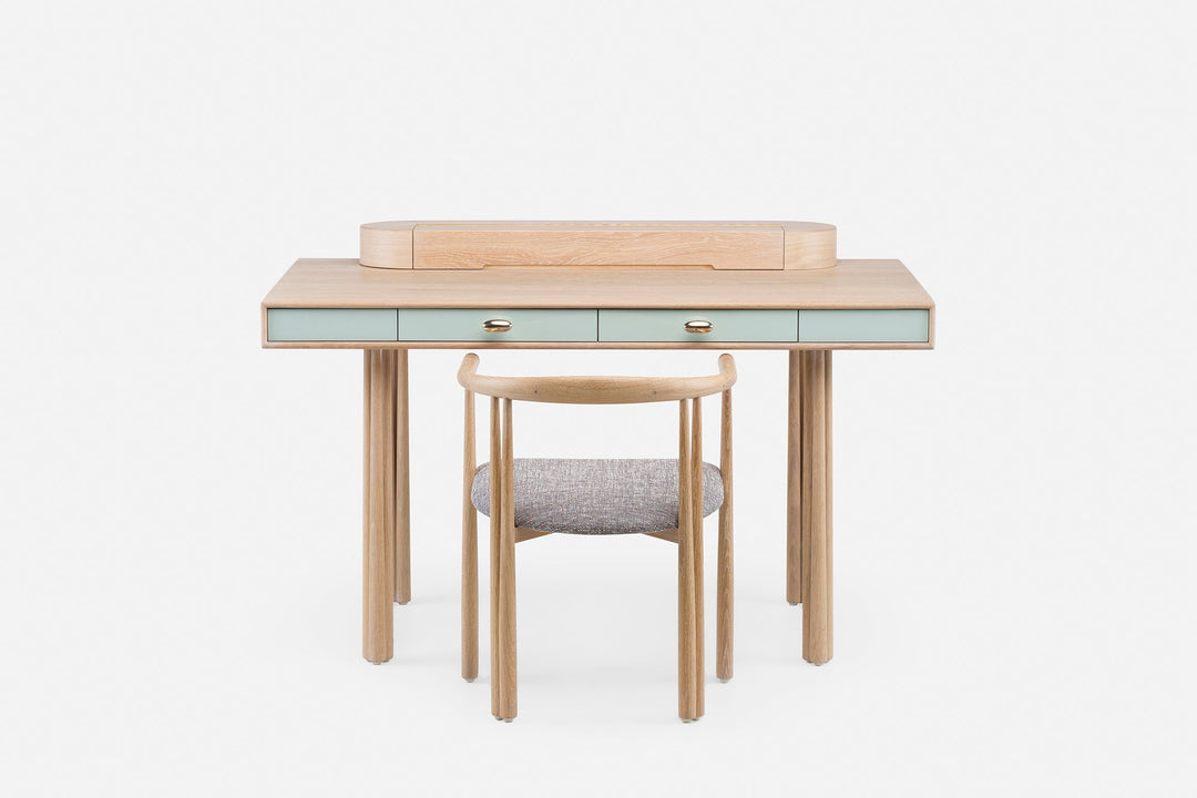 WHITE OILED OAK & LAGOON GLOSS HDF (+ ELLIOT DESK STORAGE + ELLIOT CHAIR)