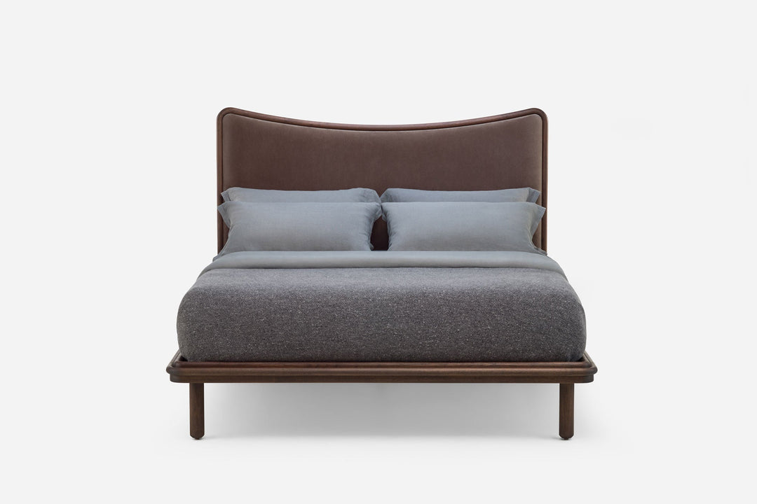 BLACK OILED WALNUT & HARALD 3 242