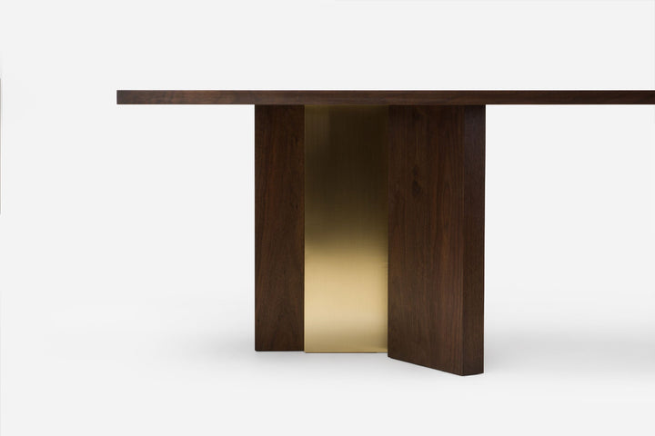 BLACK OILED WALNUT & BRUSHED BRASS