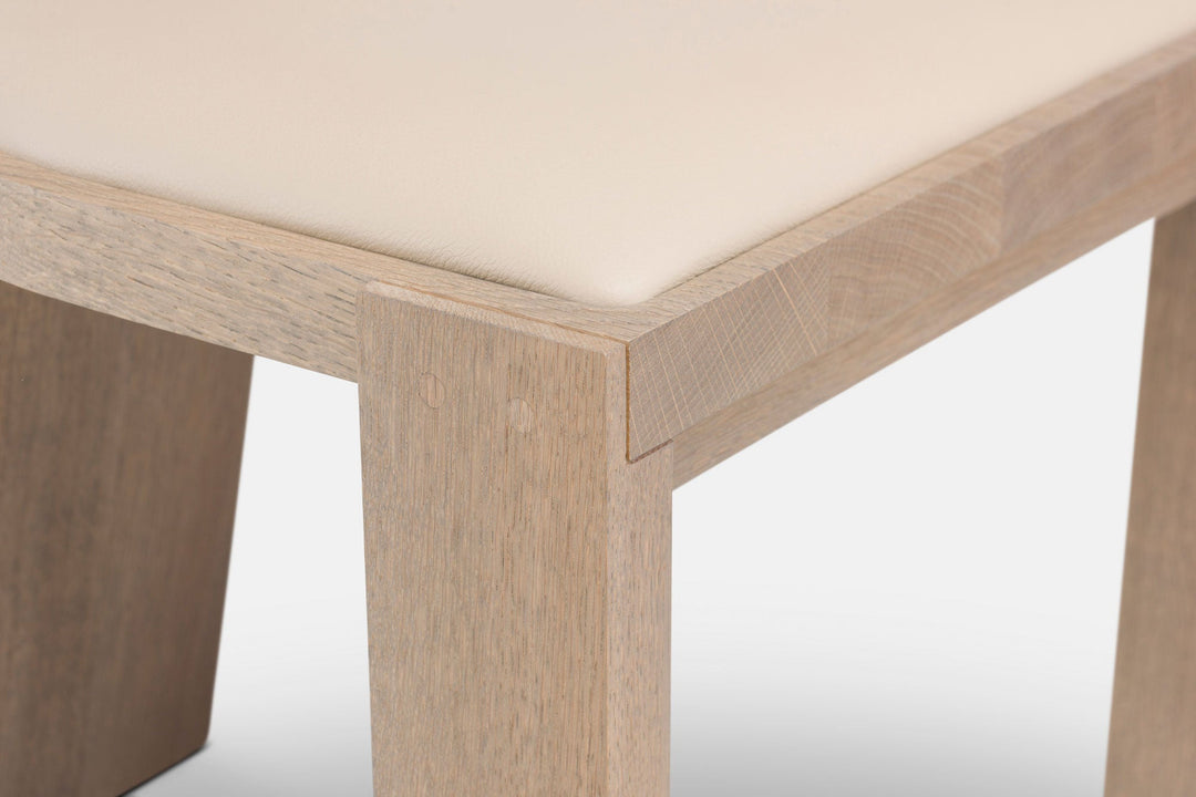 OXIDISED OAK & DUNE LEATHER