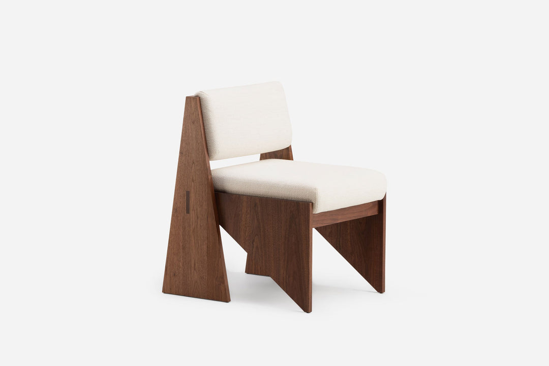 DANISH OILED WALNUT & ECRITURE 200