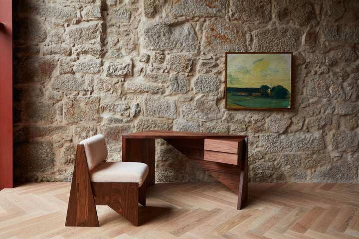 DANISH OILED WALNUT & EINAR 527 (+ DENEB DESK)