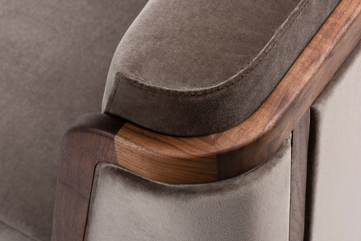 DANISH OILED WALNUT & HARALD 3 242