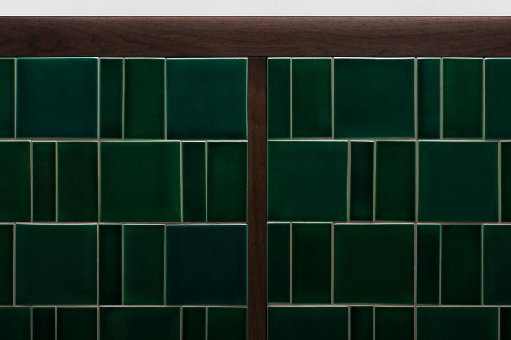 BLACK OILED WALNUT & GREEN TILE (MODEL: L)