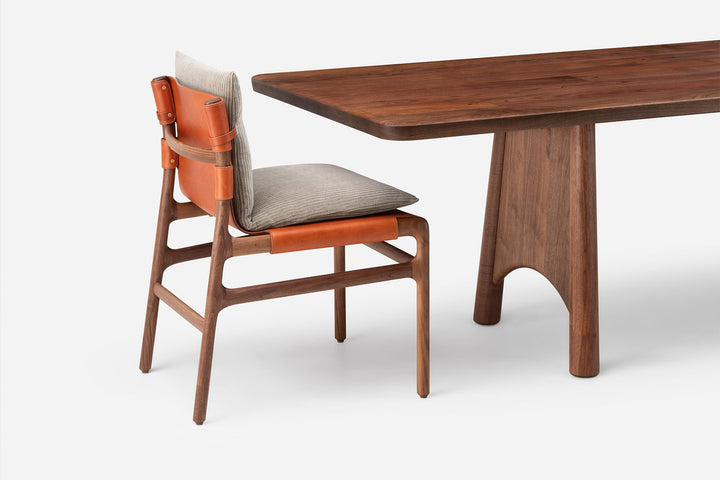 DANISH OILED WALNUT (+ SELA DINING CHAIR)