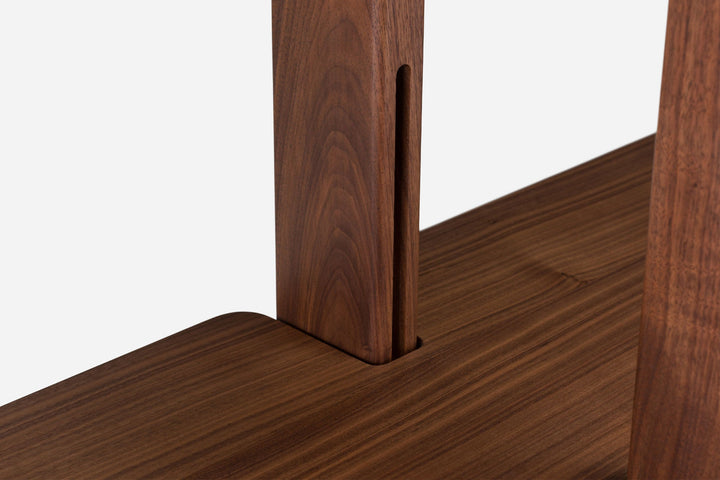 DANISH OILED WALNUT (MODEL: SP)