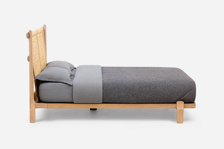 WHITE OILED OAK & JUNCO