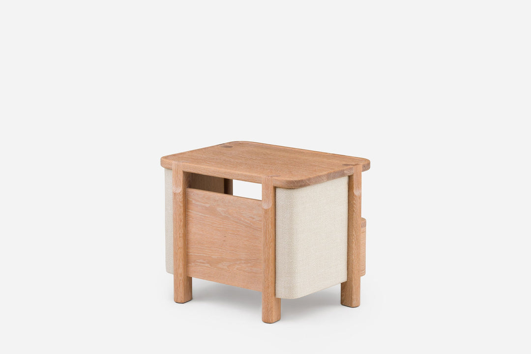 WHITE OILED OAK & ECRITURE 210