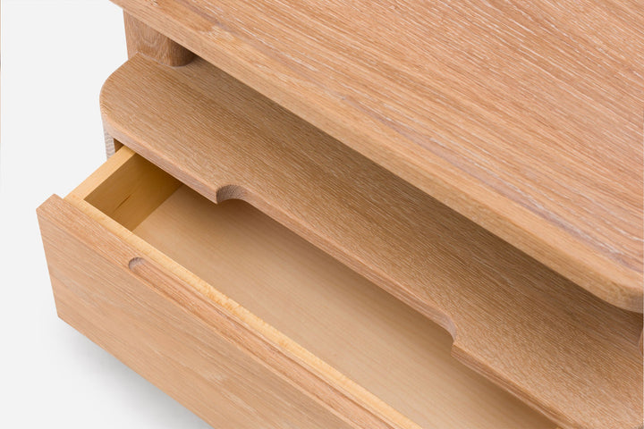 WHITE OILED OAK & ECRITURE 210