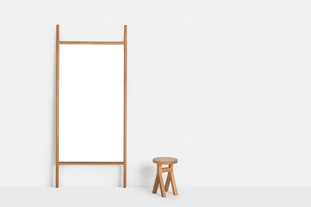 DANISH OILED OAK (MODEL: L + COMMUNE STOOL)