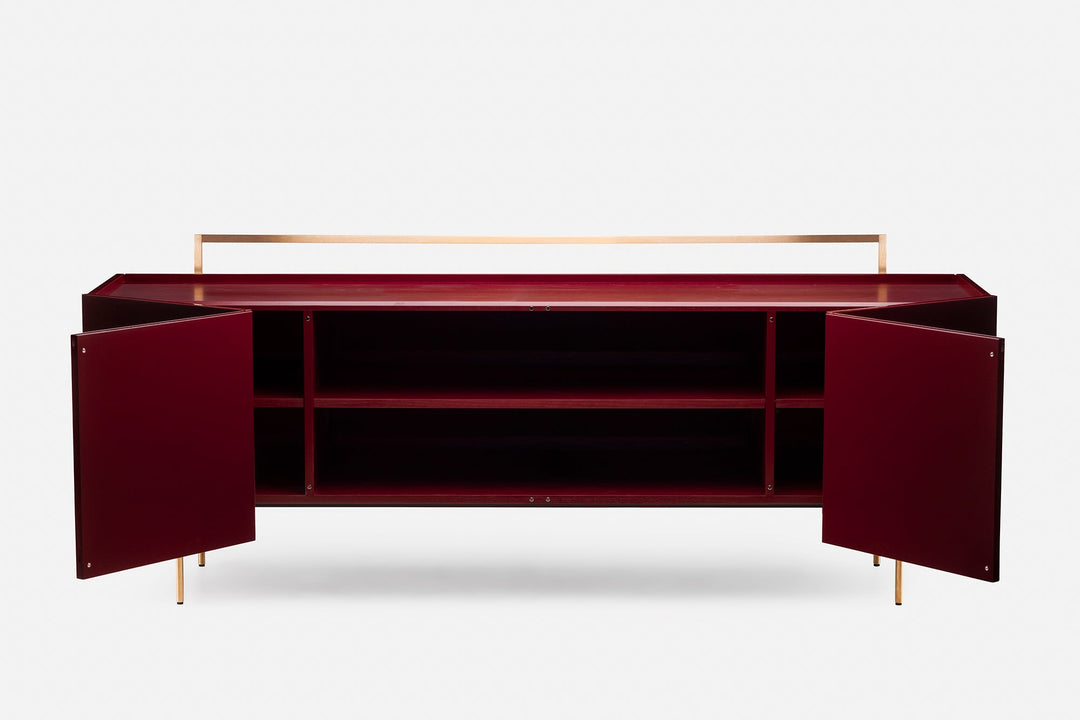 BORDEAUX PAINTED ASH & BORDEAUX GLOSS HDF & BRUSHED BRASS