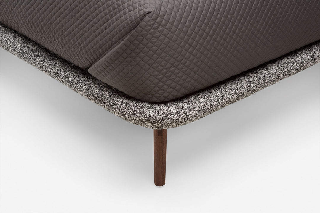 DANISH OILED WALNUT & ZERO 004