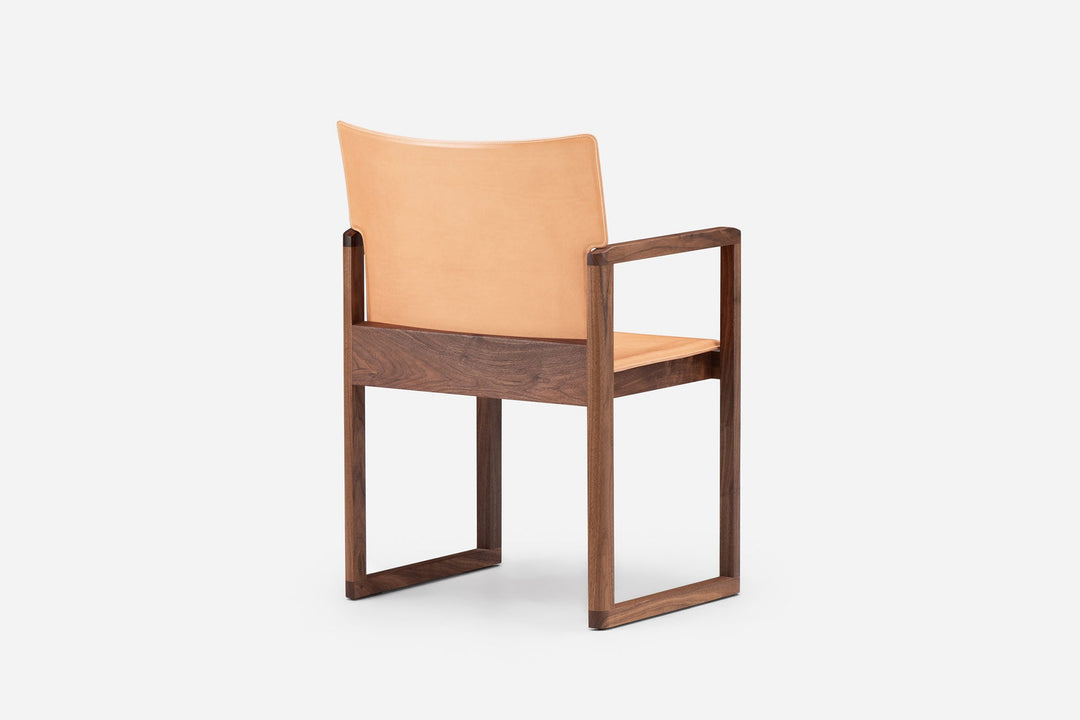 DANISH OILED WALNUT & NATURAL LEATHER