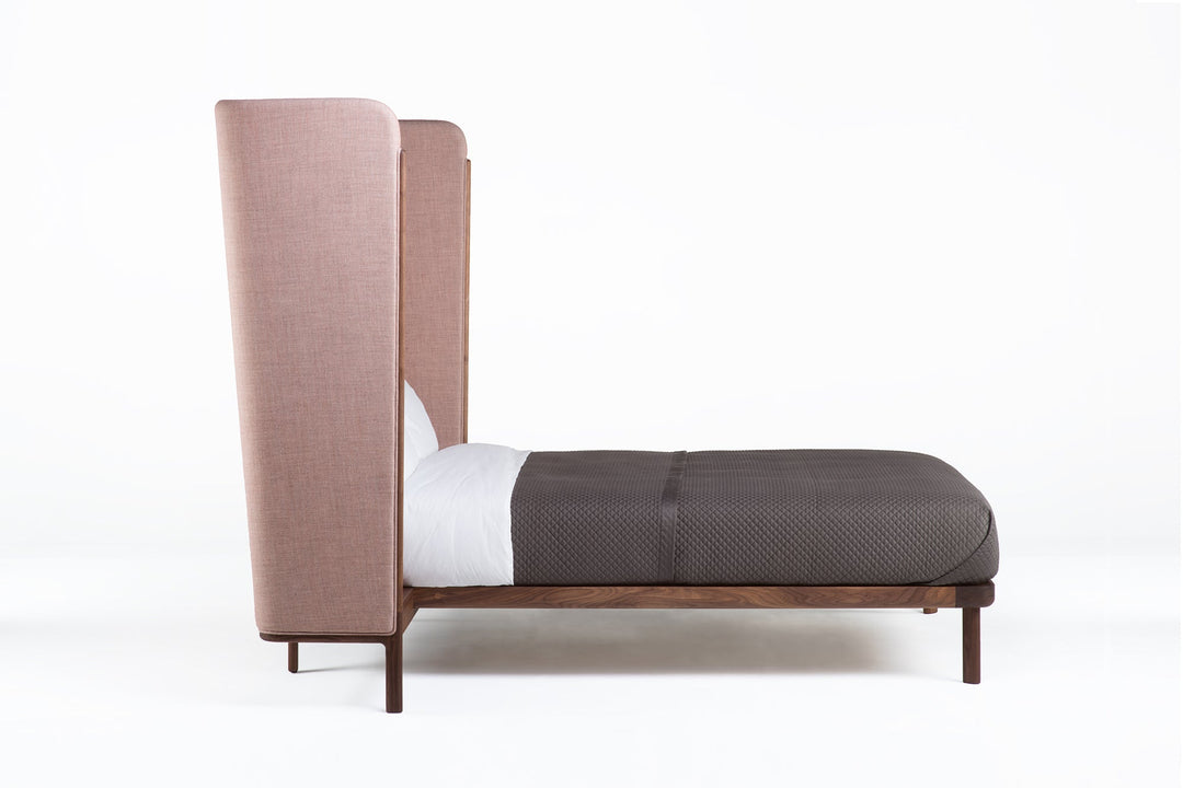 DANISH OILED WALNUT & CLARA 2 544 (SHELL) & CANVAS 614 (CUSHION)