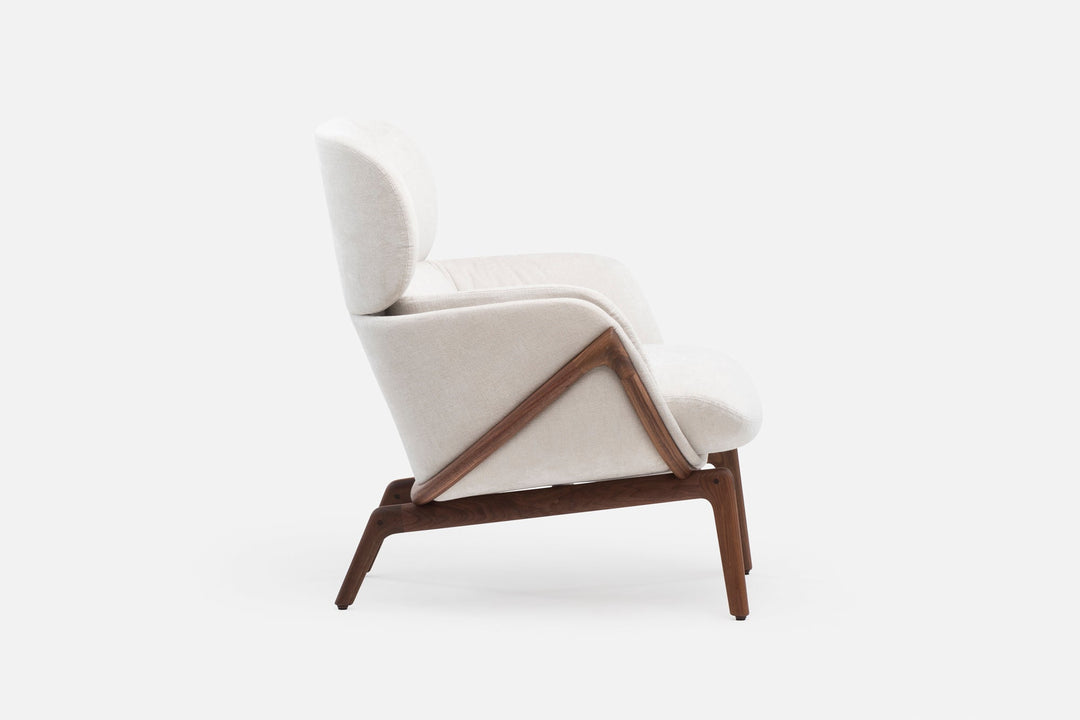 DANISH OILED WALNUT & MAPLE 102