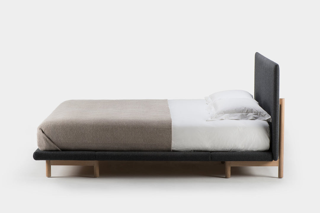 WHITE OILED OAK & PILOT 162