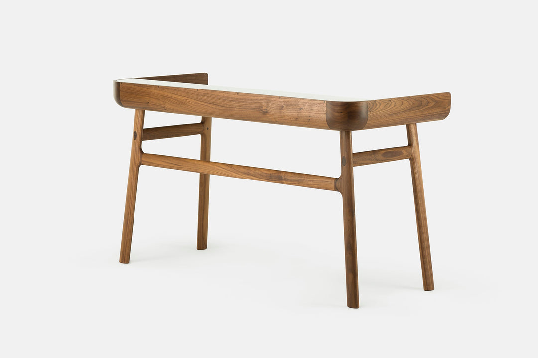 DANISH OILED WALNUT & BONE GLOSS HDF