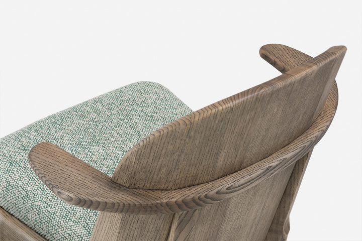 BLACK OILED ASH & MOSS 003