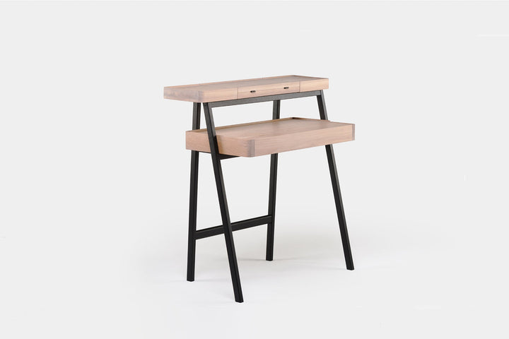 WHITE OILED OAK & BLACK STAINED ASH